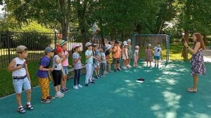 Игра на ложках. Музыкальное занятие в детском саду.