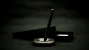 Левитирующая ручка  подарочная   шариковая   черная