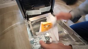 Распаковка — Посудомоечная машина Samsung DW50R4040BB/WT