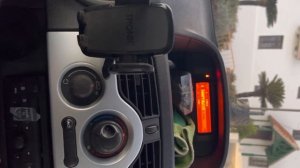 Cómo conectar tu teléfono móvil por Bluetooth a tu ￼￼ Renault Kangoo￼ para Android y iPhone