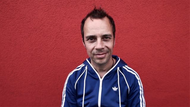 One Minute In The Life Of Joo Kraus - Long Portrait смотреть онлайн