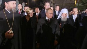 Более 100 тысяч человек приветствовали Владимира Путина в Белграде