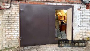 Ворота утеплённые с калиткой. обшитые вагонкой изнутри