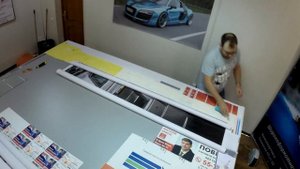 Печать баннеров, установка люверсов, склейка баннеров