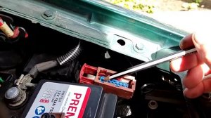 Где у него кнопка?! Не работает бензонасос!