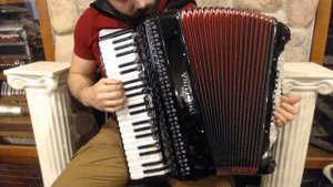BELTSTUIVH120BK - Black Beltuna Studio IV Piano Accordion LMMH 41 120 $6999