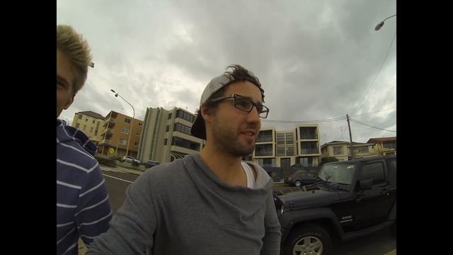 Sam & Josh Dont Surf смотреть онлайн