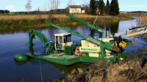 Every Year, This AMAZING Technology Removes Millions Of Tons Of Trash From The Oceans