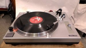 Тест двух недорогих проигрывателей с иглой за 25 тыс. руб