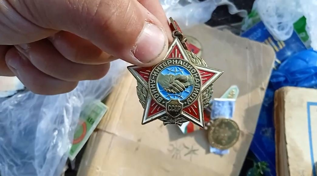 Поход на свалку №2.Нашёл в мусоре много интересных вещей смотреть онлайн