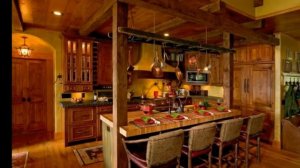 Деревянный дом в классическом стиле. Дизайн загородного дома