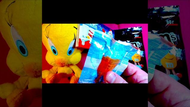 Looney Tunes Tweety Bird Candy's ASMR satisfying video M&Ms Oreo Skittles Twix Mars #shorts  (4)