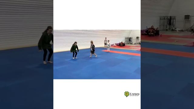 Спортивный лагерь Силла смотреть онлайн