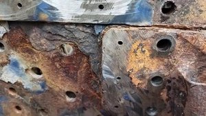 Борт-журнал МАЗ. Подготовка рамы инпланта МАН. Как расклепать старые залёпки.