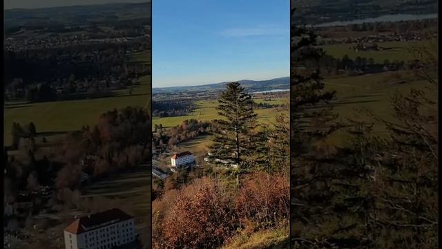 сказочный замок Нойшванштайн в Баварии.  Германия . Neuschwanstein Schloss