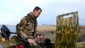 Лодка болотоход с консолью