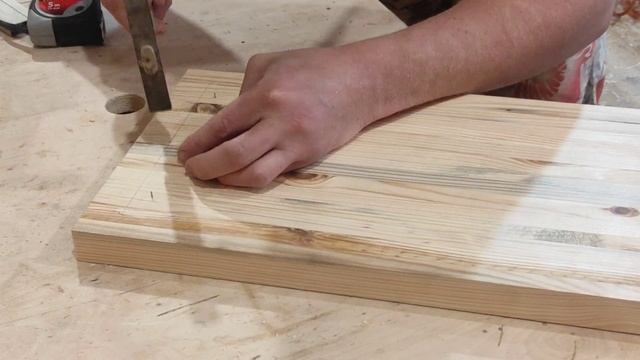 Необычная скамейка из дерева своими руками. Bench made of wood DIY. смотреть онлайн