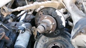 Поход на...металлоприемку! Вы не поверите, но это сдают на металл!