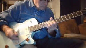 GRETSCH G2215 P90 Streamliner Junior Jet Club