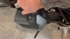 BMW R 1250 RS - Engine Guard Install