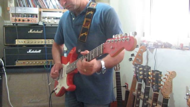 Little Star using Marshall 1960TV and Fender strat смотреть онлайн