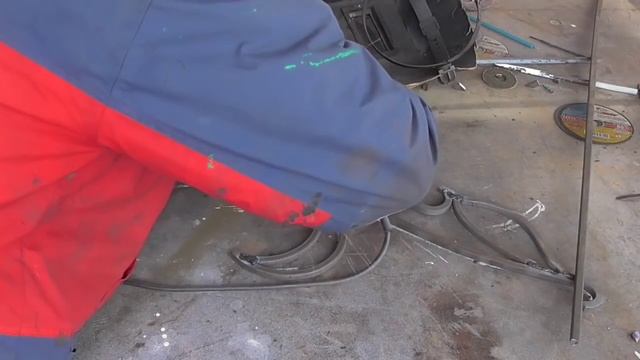 21 Простая подставка для цветов к 8 марта. Холодная ковка без станков и нагрева своими руками 9 смотреть онлайн