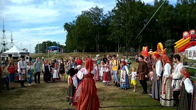 Шёл козёл дорогою смотреть онлайн