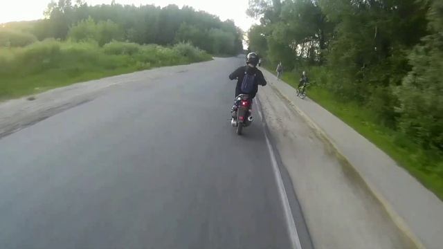 Стант на скутере skif. Город Кремёнки.