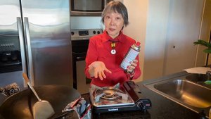 Install gas cartridge on Iwatani VA30