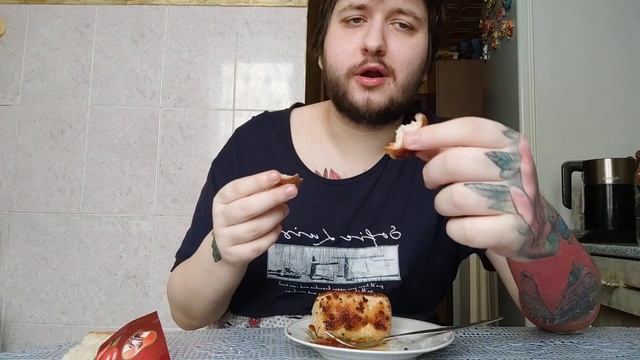 МУКБАНГ КОТЛЕТЫ ПО КИЕВСКИ смотреть онлайн