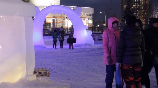 Ледовый городок в парке УГМК г.Верхняя Пышма смотреть онлайн