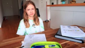 Кто собирается НОЧЕВАТЬ В ШКОЛЕ / НАДОЕЛО УЖЕ УЧИТСЯ / ВЛОГ Сестрички.life