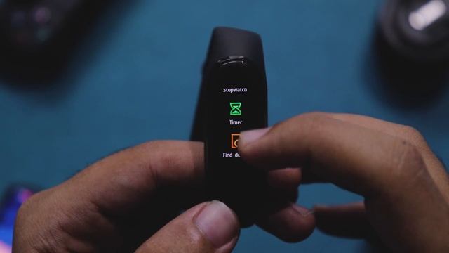 MI BAND 4 - UNBOXING & OVERVIEW