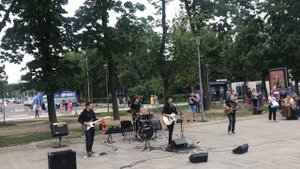 Цой - песня без слов (кавер) уличные музыканты