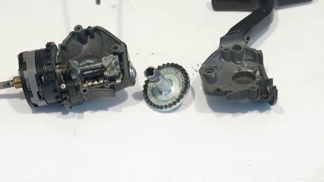 Shimano Technium FD - недорогая катушка после 4 лет эксплуатации смотреть онлайн