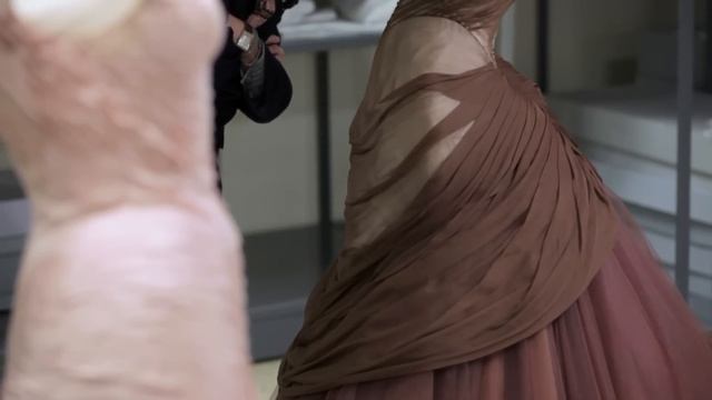 The Dresses of Designer Charles James -Vintage Bowles - Vogue смотреть онлайн