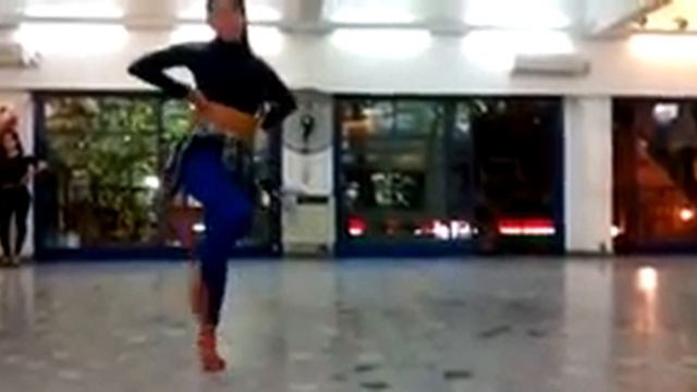 BACHATA ESTILO FEMENINO Eliana Ramos смотреть онлайн