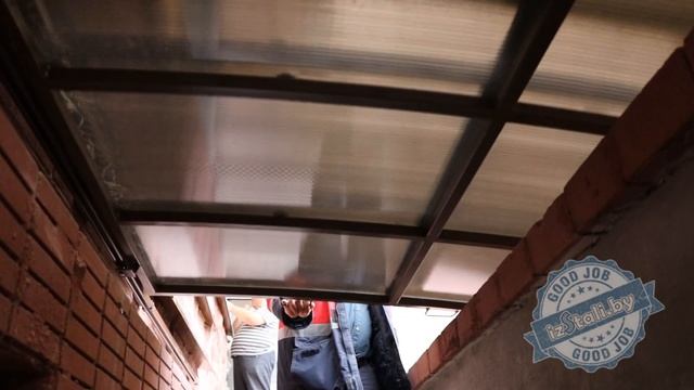 Трехсекционный откатной навес