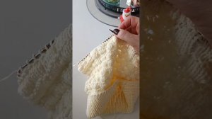 Детская шапочка с ушками для девочки спицами. Очень подробный мастер класс.#мастеркласс#детскаяшапк