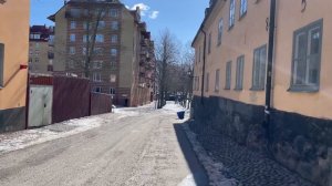 Stockholm Walks: Skinnarviksparken in April snow and sunshine