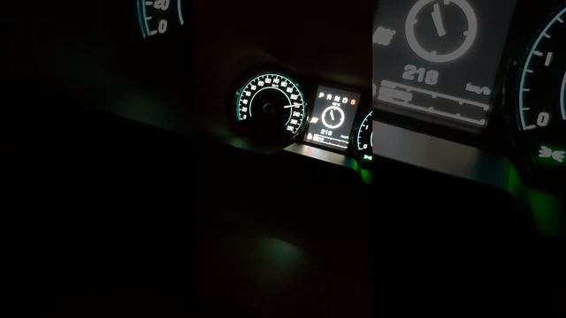 Jaguar xf 2014 3.0 d 275 л.с. разгон 0-247 км/ч