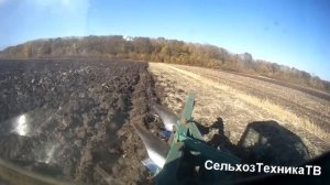 МТЗ-82 вспашка земли. Или как мучать MTZ-82 plowing. СельхозТехникаТВ [SJ5000]