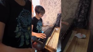 Лань Чжань поет мелодию Вей Ину в пещере ( Mo dao zu shi _ 魔道祖师; Магистр дьявольского культа)