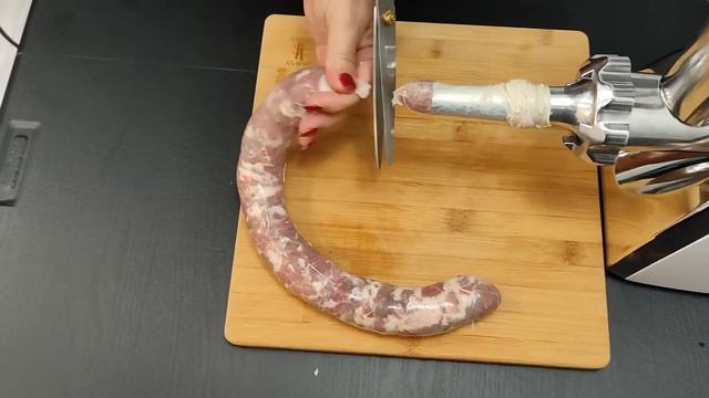 Давно не ели домашнюю колбаску? смотреть онлайн