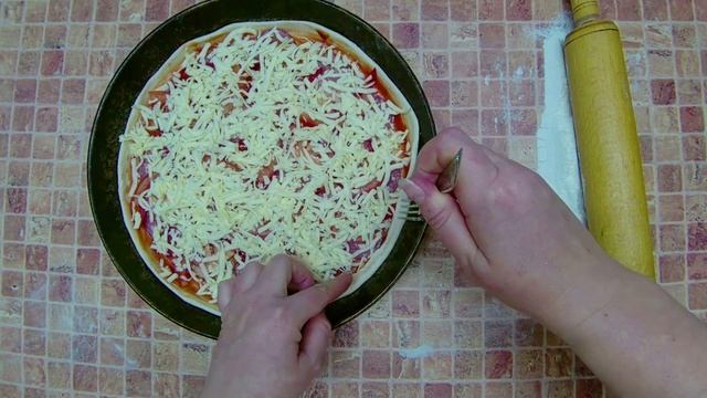 ВКУСНАЯ И КРАСИВАЯ ПИЦЦА! TASTY AND BEAUTIFUL PIZZA! смотреть онлайн