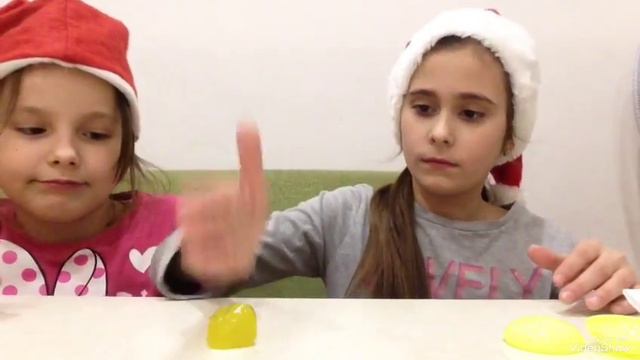 Челлендж кто сильнее, Кто сильнее мы или лизуны смотреть онлайн