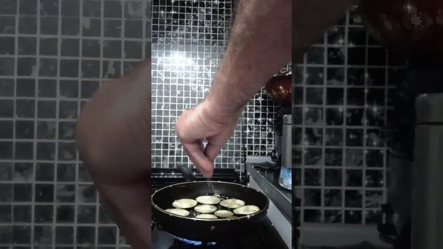 Первое кулинарное видео✨✨✨???Рецепт салата Сатэ