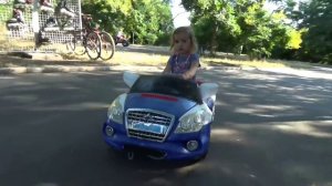  ВЛОГ Катаемся на велосипедах и машинках в парке Одесса VLOG ride toy car and bicyles