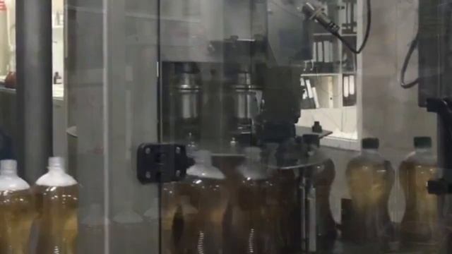 ТРИБЛОКИ ОПОЛАСКИВАНИЕ - РОЗЛИВ - УКУПОР применяются в составе автоматических линий розлива