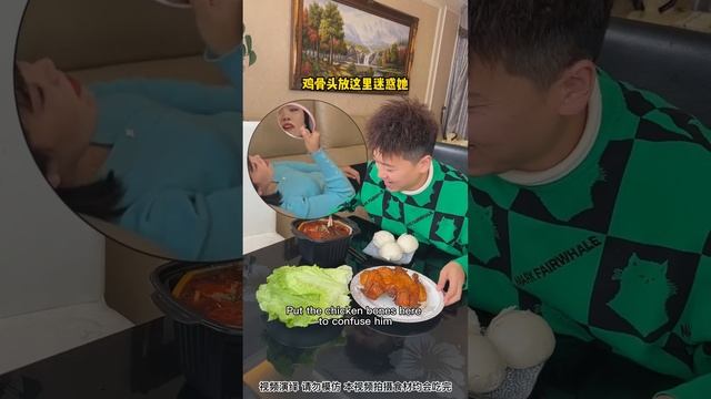 Husband, This Shameless Guy, Hides The Roast Chicken Behind My Back And Refuses To Eat It For Me! смотреть онлайн